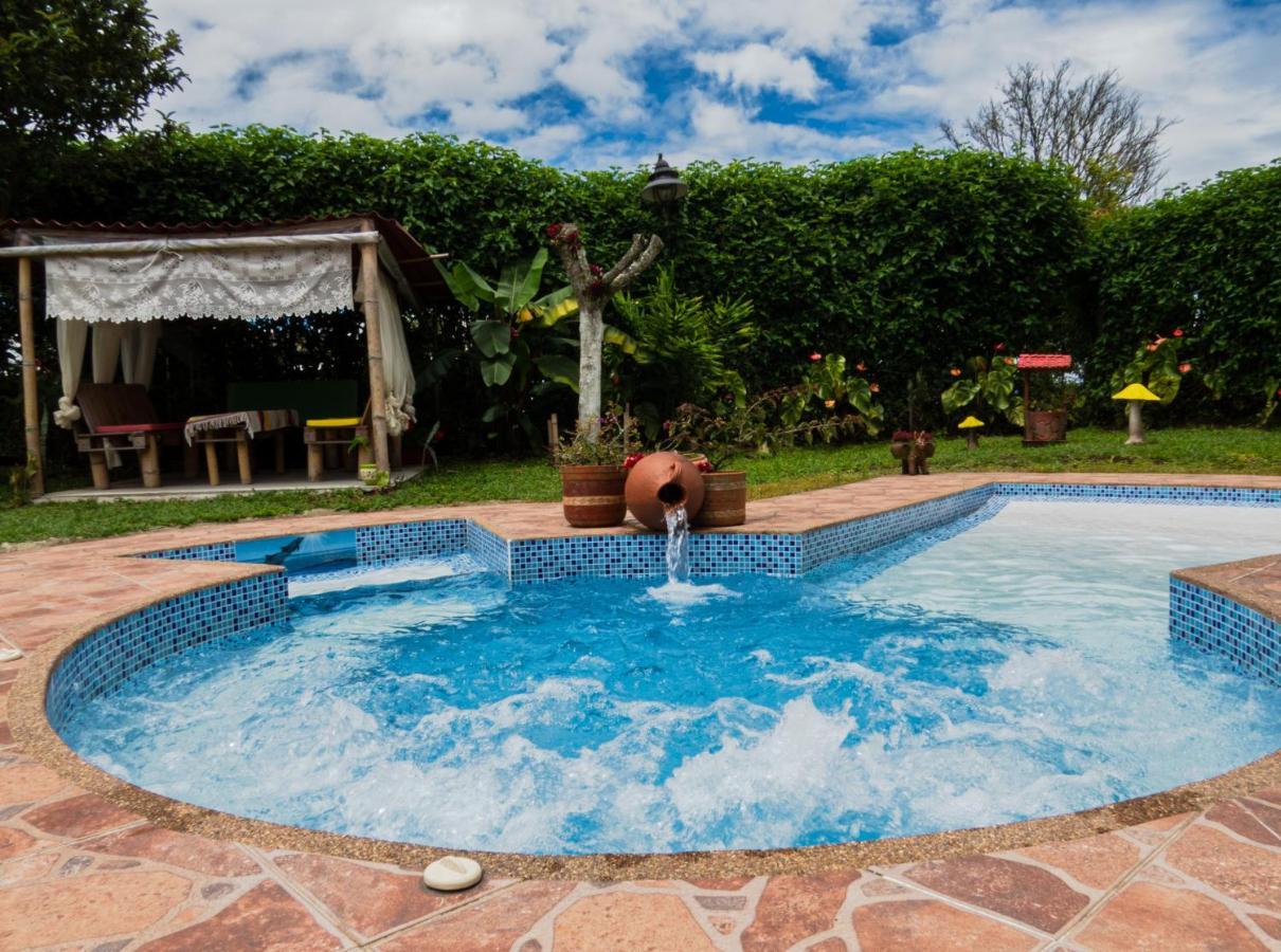 Hotel Campestre Sueno Del Abuelo Pereira Exterior photo